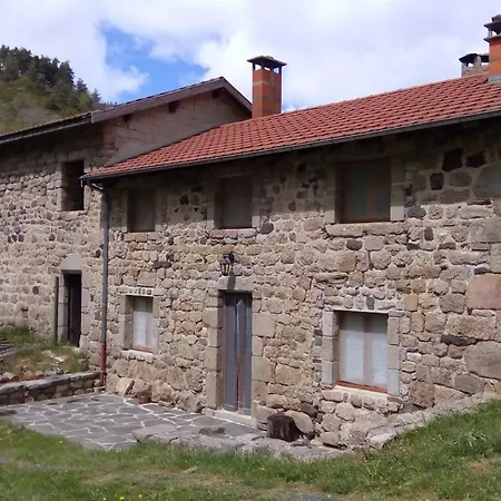 En Ardeche 別荘 Arcens